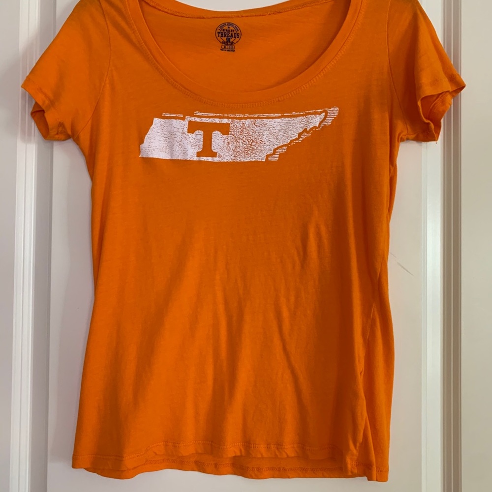 Junior TN tshirt